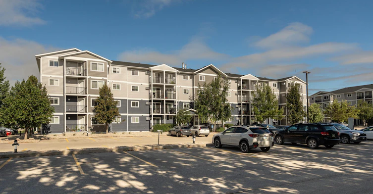 1153 St Anne's Road, Winnipeg, MB, R2N 0B8 - 3