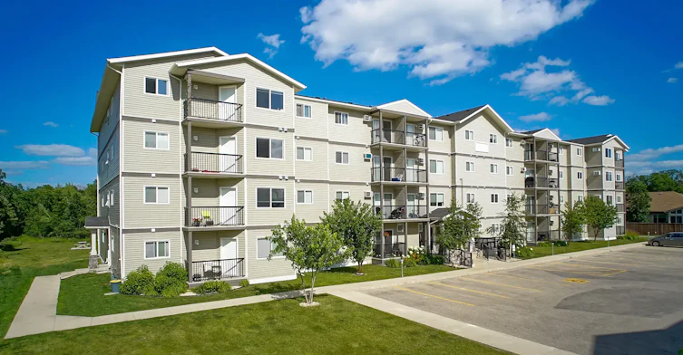 1153 St Anne's Road, Winnipeg, MB, R2N 0B8 - 3