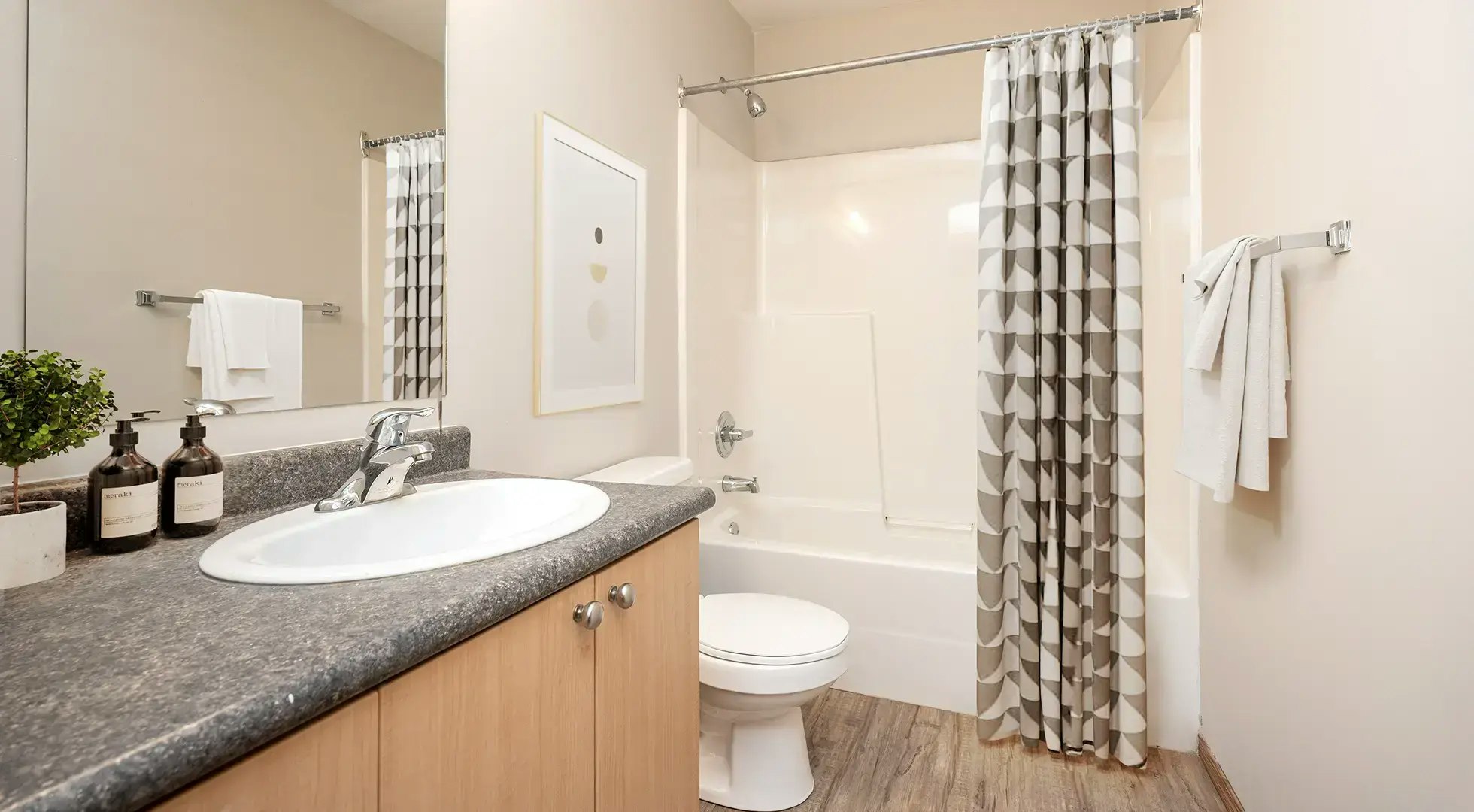 1153 St Anne's Road, Winnipeg, MB, R2N 0B8 - 8