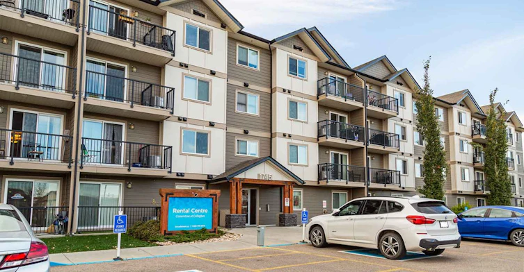 1745 Cunningham Way Southwest, Edmonton, AB, T6W 3B5 - 2