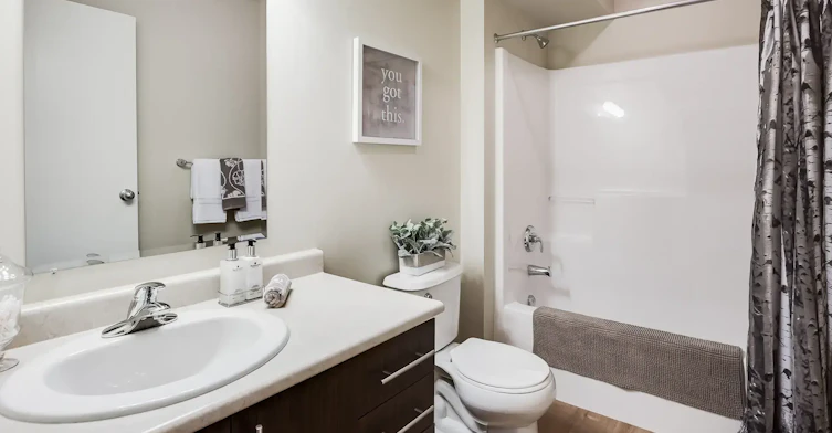 2450 22 Street, Red Deer, AB, T4R 0P6 - 8