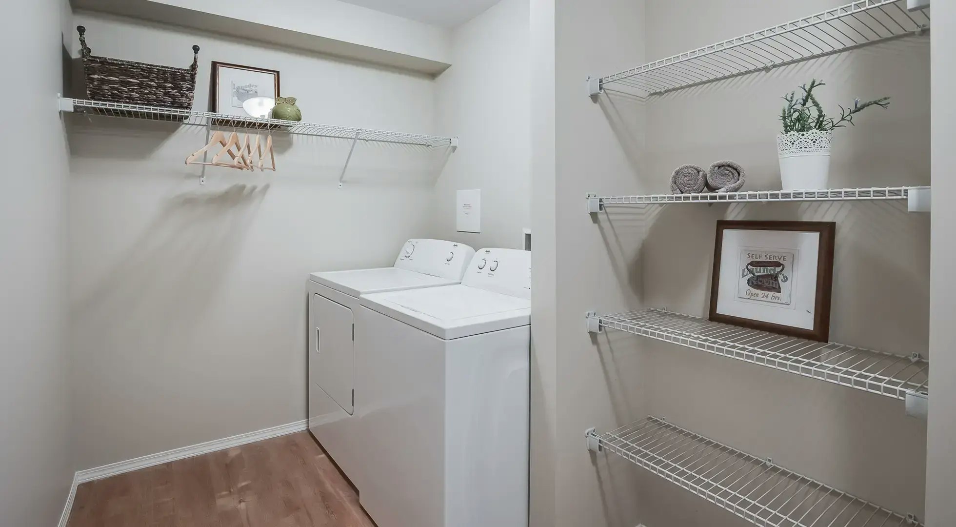 2450 22 Street, Red Deer, AB, T4R 0P6 - 9
