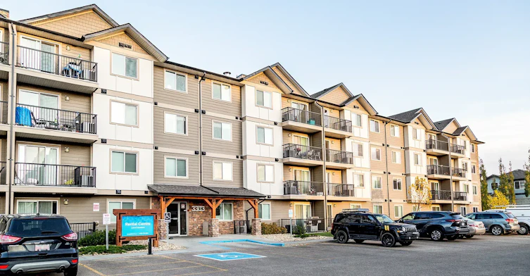 3303 18th Avenue NW, Edmonton, AB, T6T 0S8 - 2