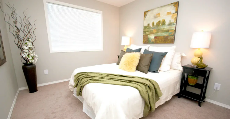 3303 18th Avenue NW, Edmonton, AB, T6T 0S8 - 5