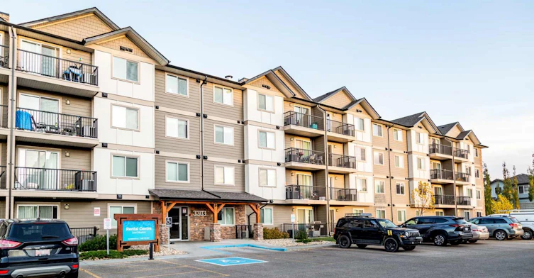 3303 18th Avenue NW, Edmonton, AB, T6T 0S8 - 2