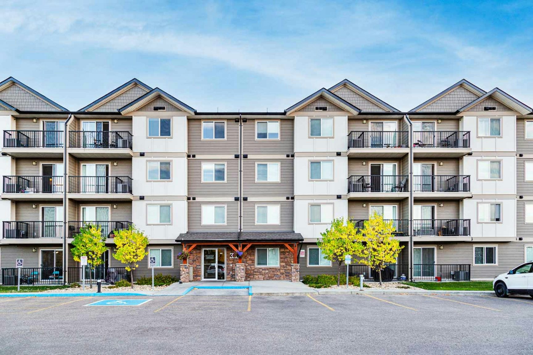 3303 18th Avenue NW, Edmonton, AB, T6T 0S8 - 13