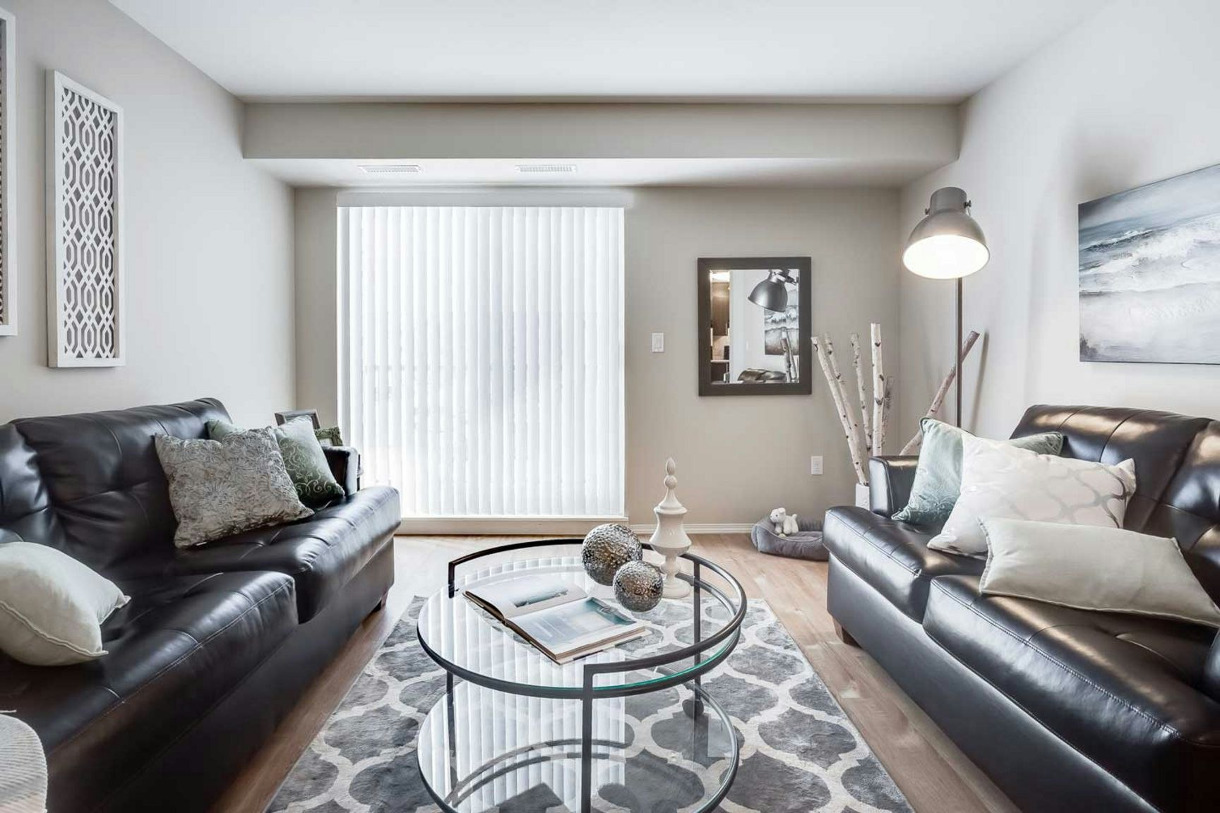 3303 18th Avenue NW, Edmonton, AB, T6T 0S8 - 3