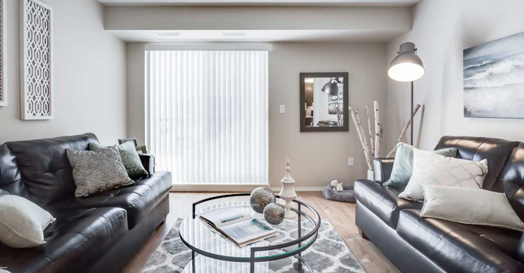3303 18th Avenue NW, Edmonton, AB, T6T 0S8 - 3