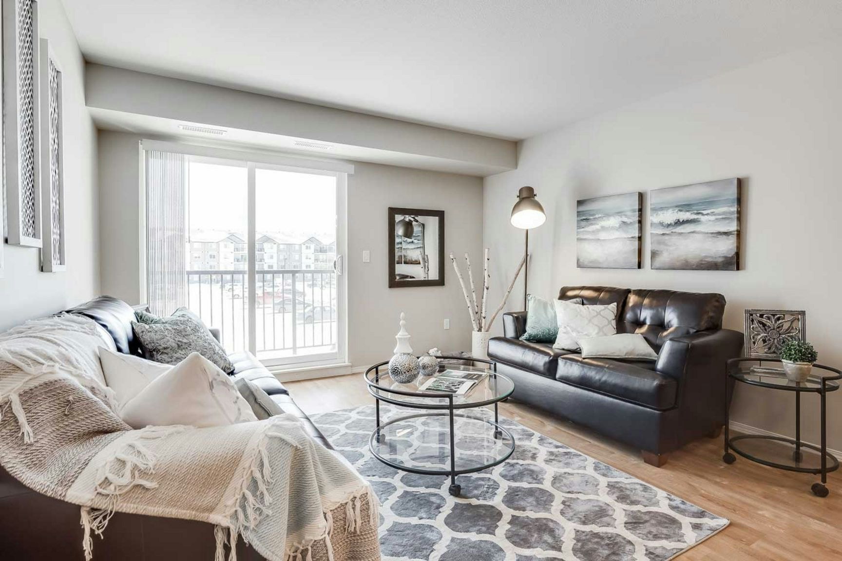 3303 18th Avenue NW, Edmonton, AB, T6T 0S8 - 4