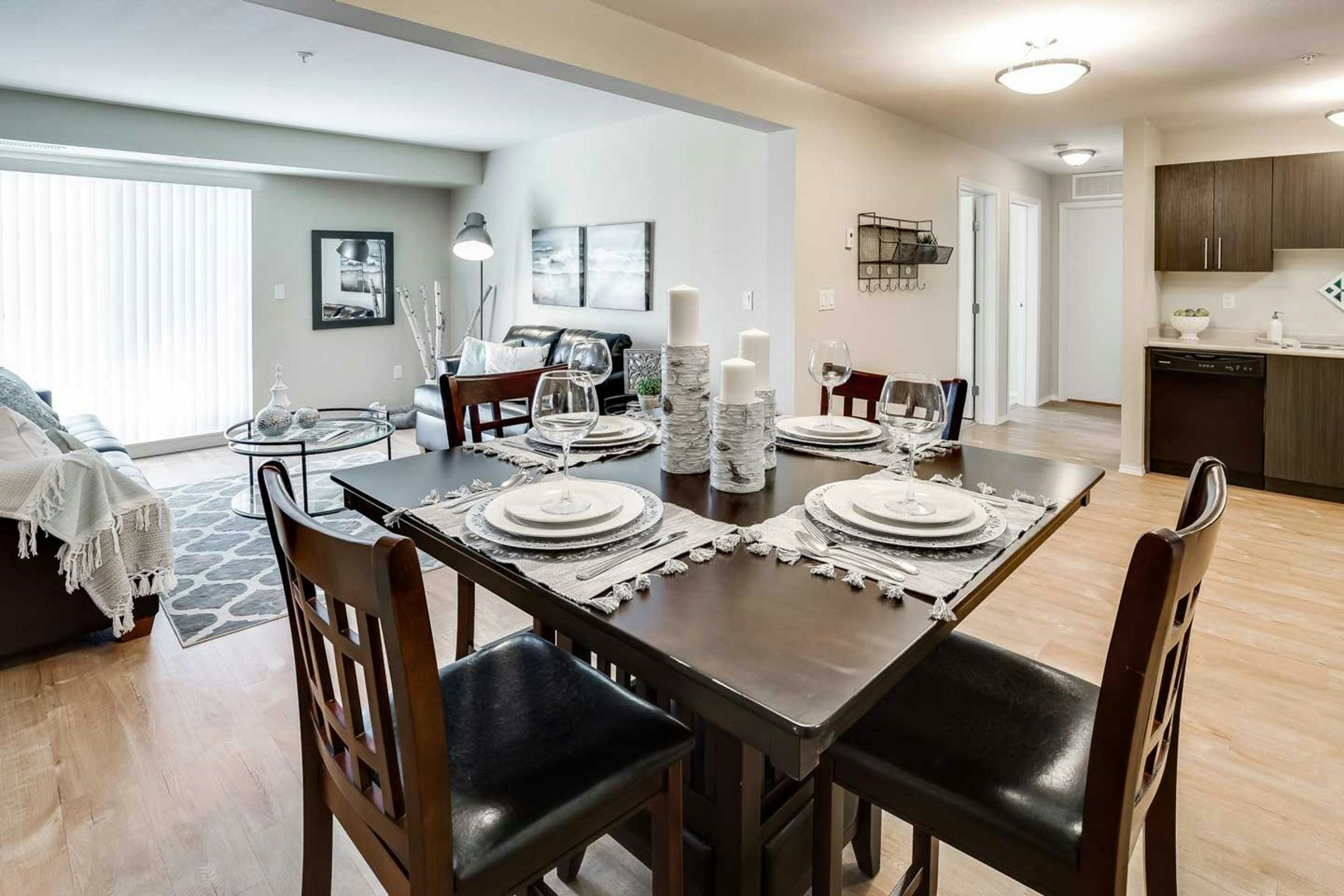 3303 18th Avenue NW, Edmonton, AB, T6T 0S8 - 6
