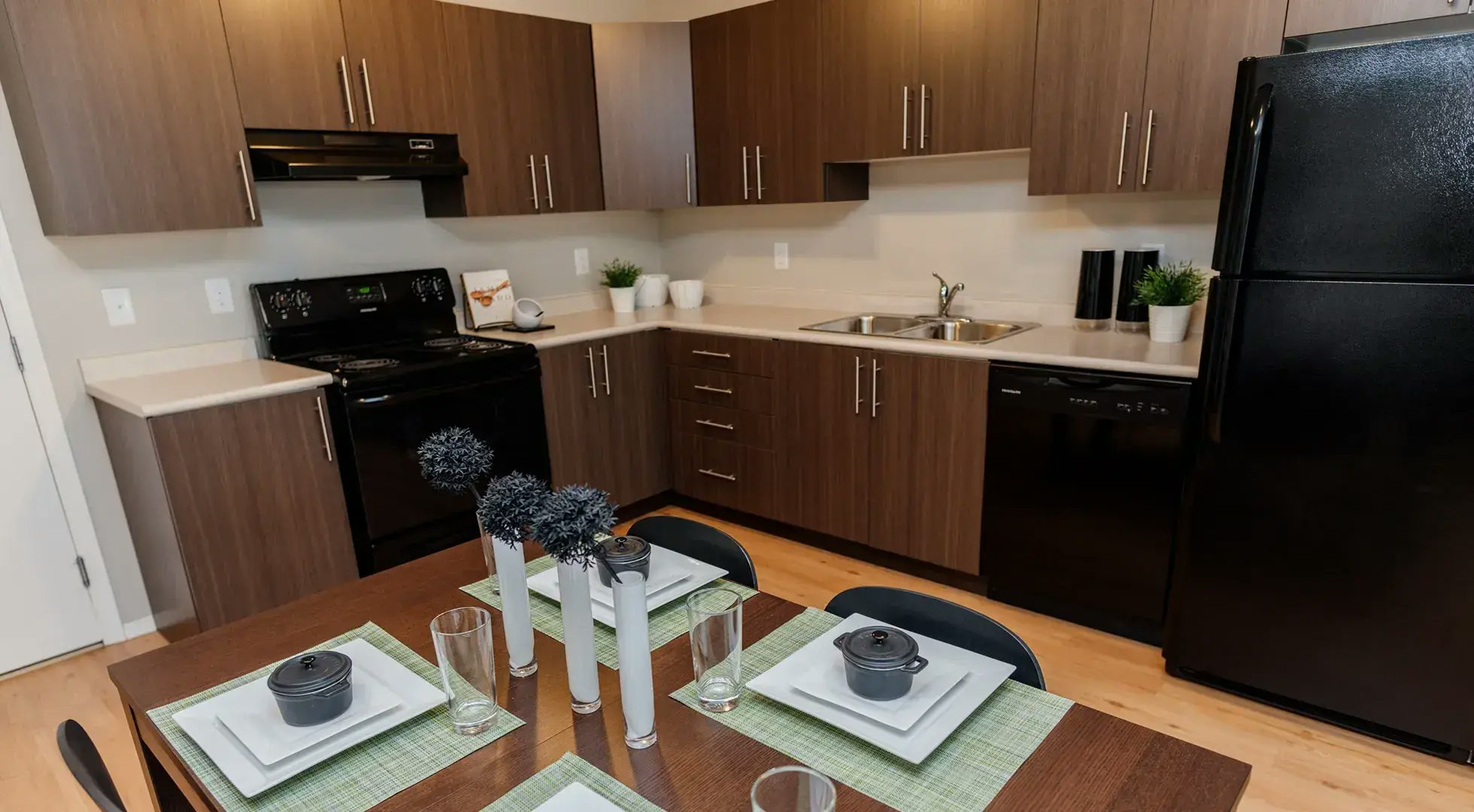 2950 141 Street SW, Edmonton, AB, T6W 3G3 - 5