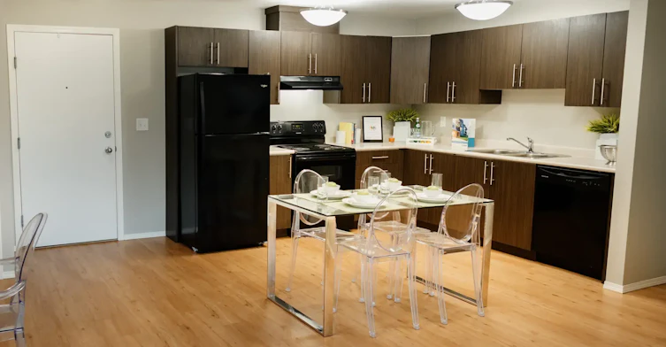 81 Element Drive N, St. Albert, AB, T8N 4J3 - 4