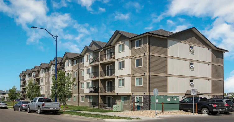 6133 Stanton Drive SW, Edmonton, AB, T6X 0Y3 - 3