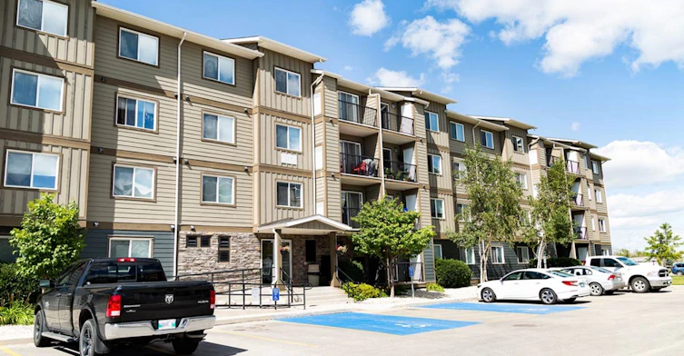 1350 Concordia Avenue E, Winnipeg, MB, R3W 0E2 - 2