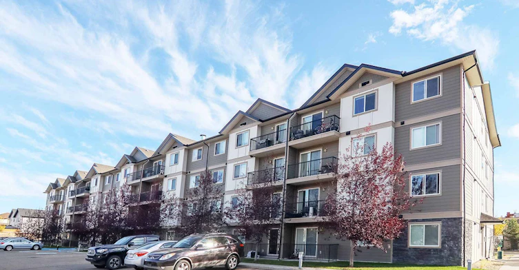 130 Albany Drive NW, Edmonton, AB, T6V 0H6 - 2