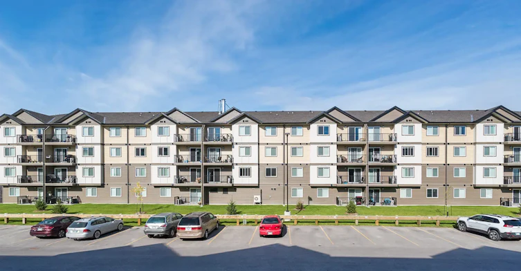 720 Sterling Lyon Parkway, Winnipeg, MB, R3P 1G6 - 3