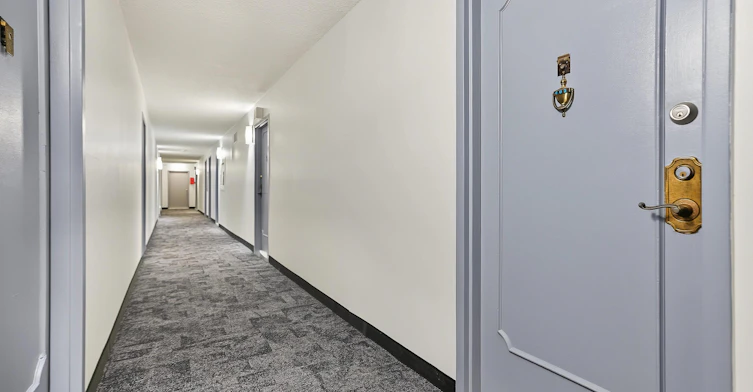 409-5455 De Terrebonne Rue, Montréal, QC, H4A 3R5 - 6