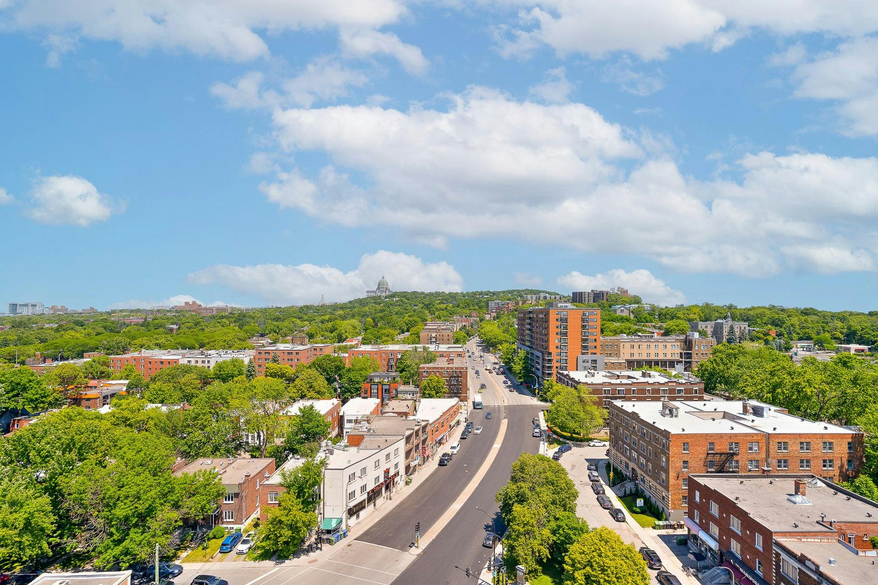 409-5455 De Terrebonne Rue, Montréal, QC, H4A 3R5 - 4