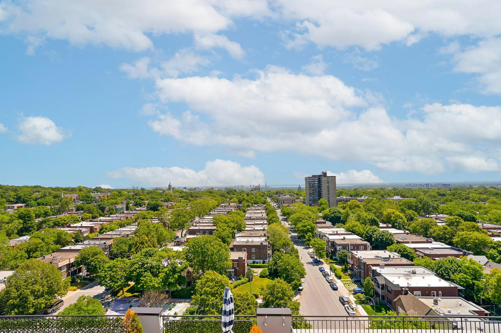 409-5455 De Terrebonne Rue, Montréal, QC, H4A 3R5 - 5