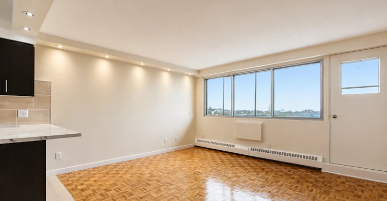 708-5455 De Terrebonne Rue, Montréal, QC, H4A 3R5 - 6
