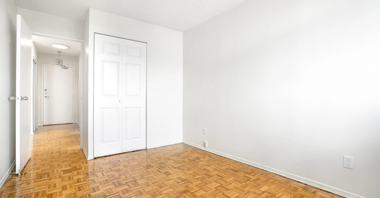 1010-5455 De Terrebonne Rue, Montréal, QC, H4A 3R5 - 11