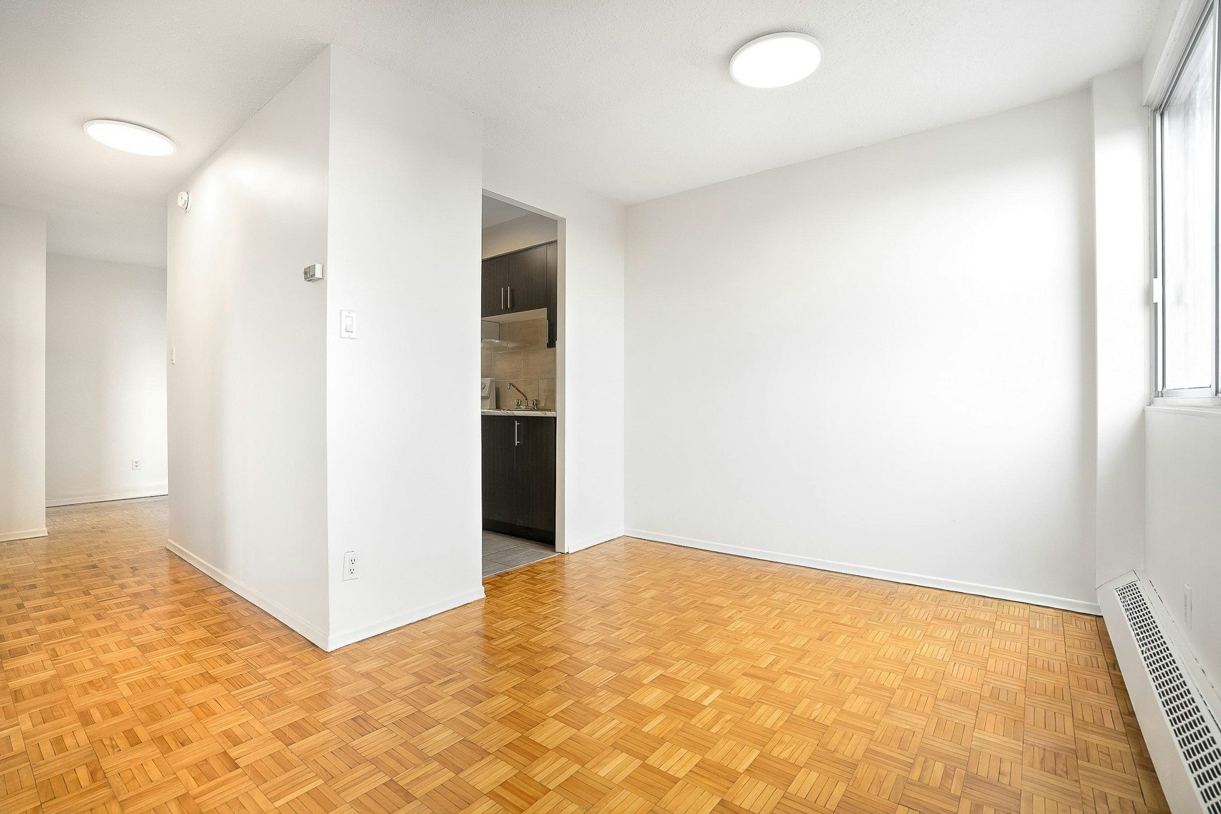 1010-5455 De Terrebonne Rue, Montréal, QC, H4A 3R5 - 4