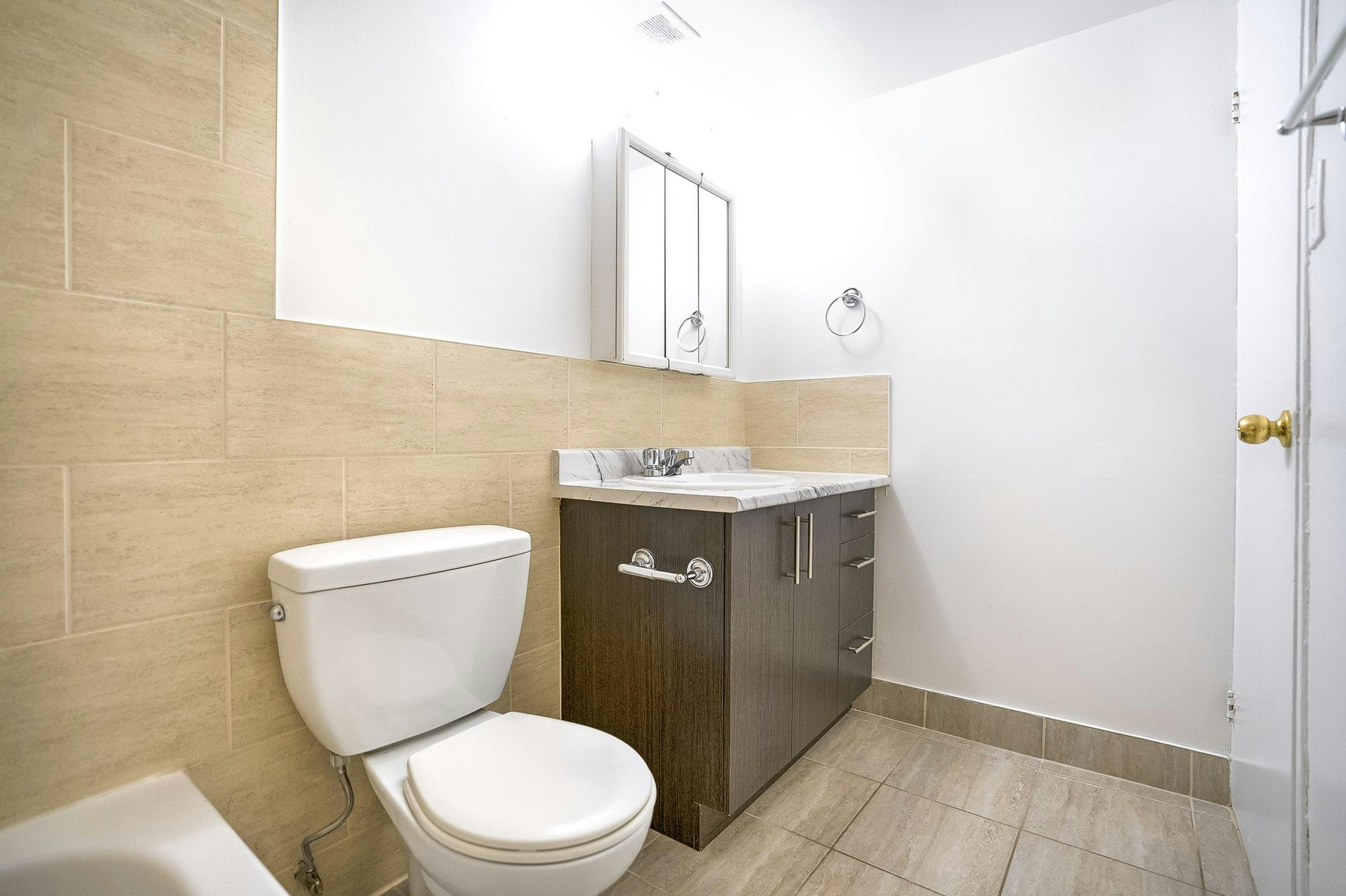 1010-5455 De Terrebonne Rue, Montréal, QC, H4A 3R5 - 13