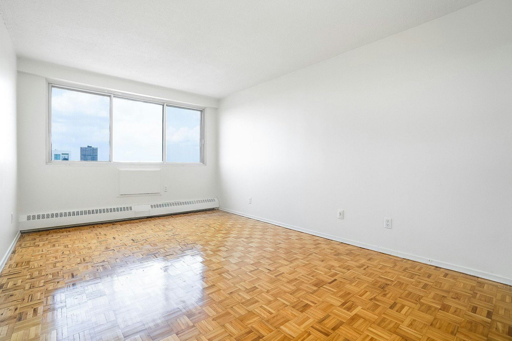 1010-5455 De Terrebonne Rue, Montréal, QC, H4A 3R5 - 10