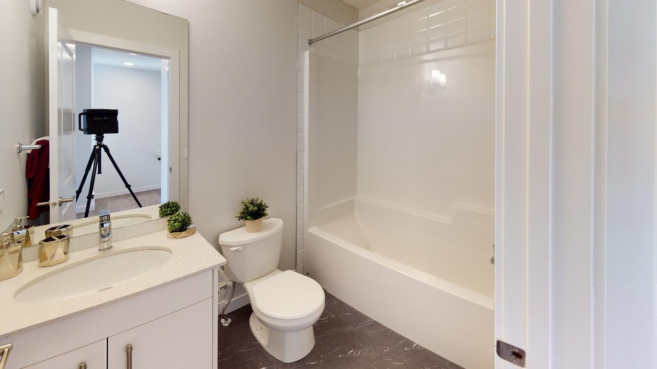 2796 Maple Way NW, Edmonton, AB, T6T 2P1 - 33