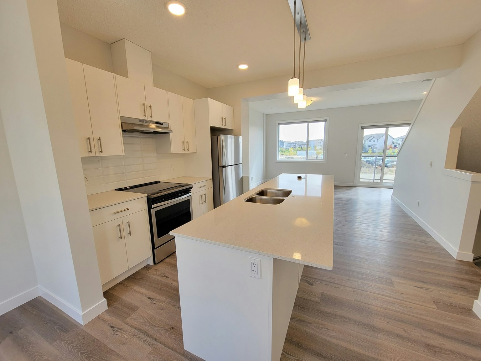 2796 Maple Way NW, Edmonton, AB, T6T 2P1 - 3