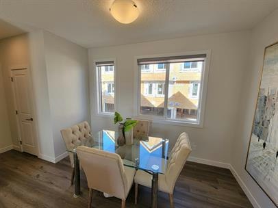 2796 Maple Way NW, Edmonton, AB, T6T 2P1 - 48