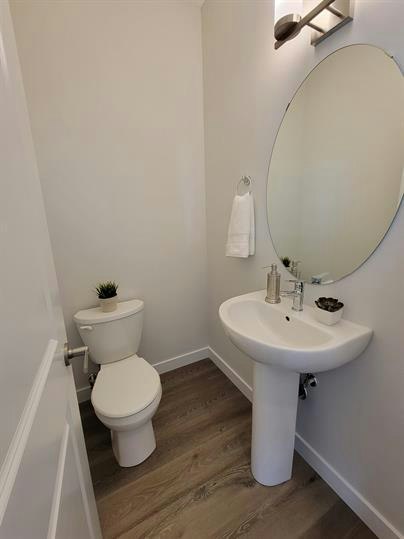 2796 Maple Way NW, Edmonton, AB, T6T 2P1 - 49