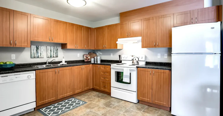 2824 22 Avenue Northwest, Edmonton, AB, T6T 0M3 - 6