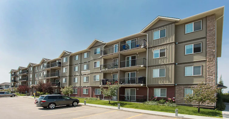 2824 22 Avenue Northwest, Edmonton, AB, T6T 0M3 - 2