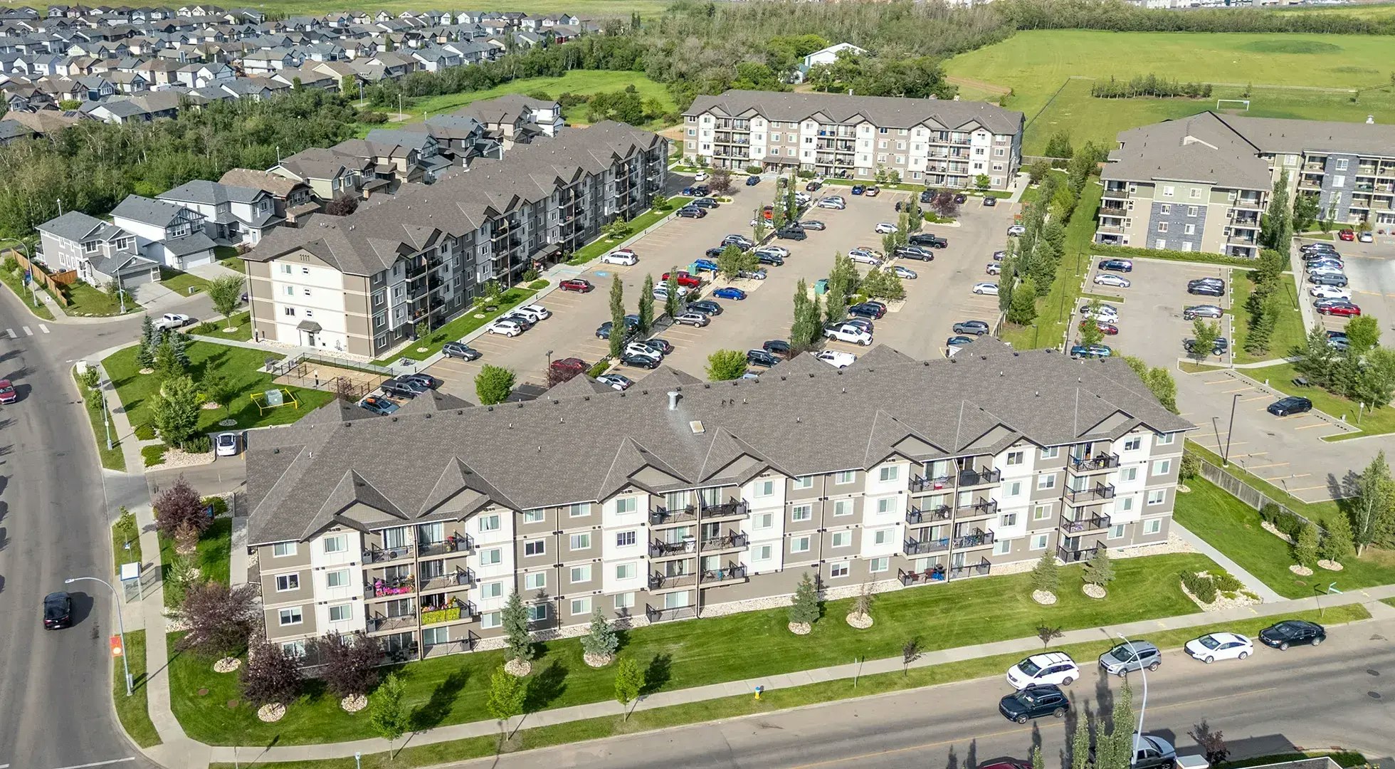 1103 Mcconachie Boulevard NW, Edmonton, AB, T5Y 0Y9 - 2