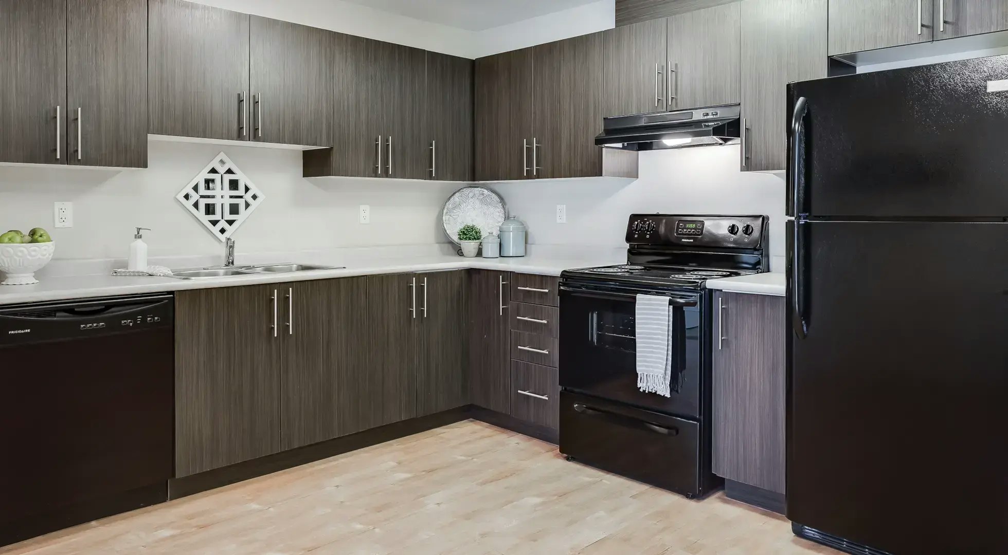 1103 Mcconachie Boulevard NW, Edmonton, AB, T5Y 0Y9 - 5