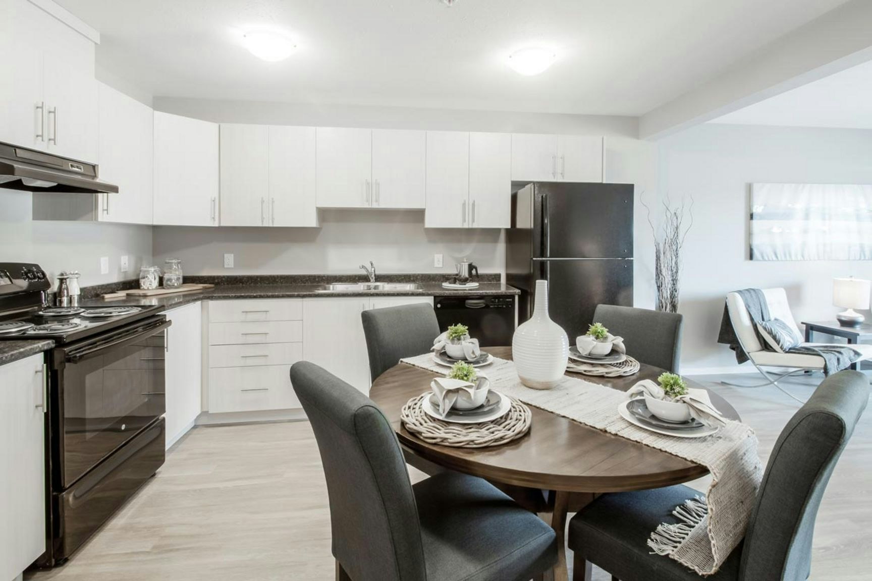 151 West Duncan Avenue, Penticton, BC, V2A 0B9 - 3