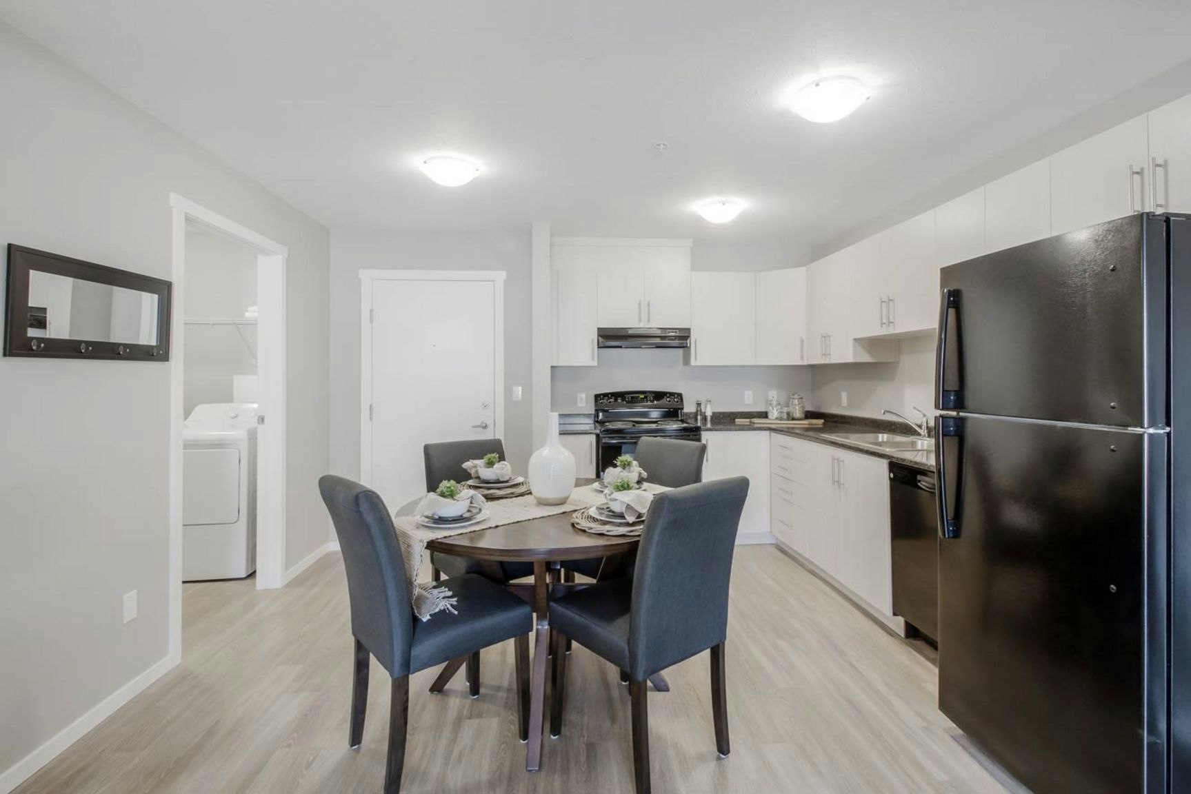 151 West Duncan Avenue, Penticton, BC, V2A 0B9 - 4