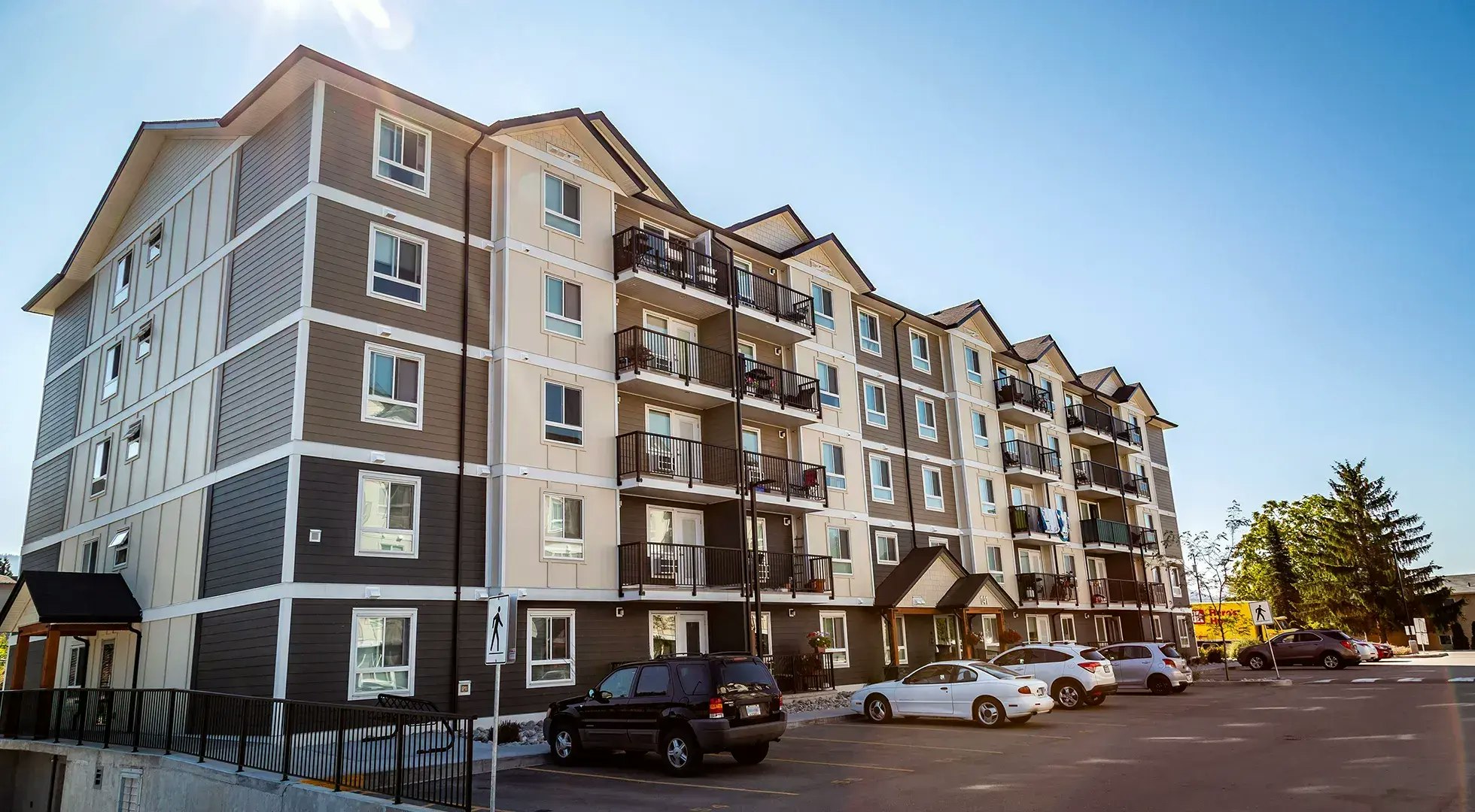 151 West Duncan Avenue, Penticton, BC, V2A 0B9 - 2