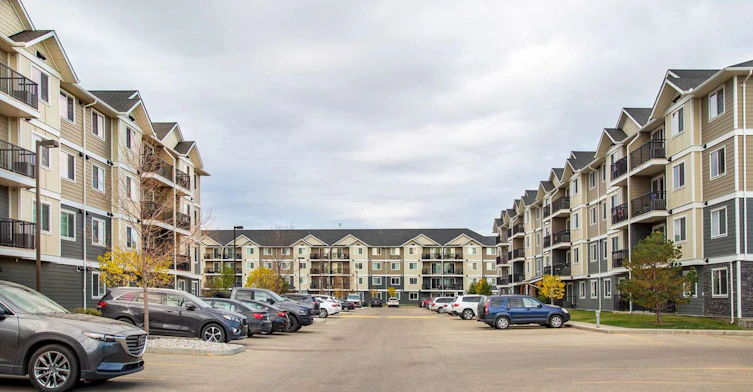 9240 213 Street NW, Edmonton, AB, T5T 4P2 - 3
