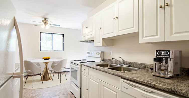 L-86 Bell Street, Red Deer, AB, T4R 1N9 - 6