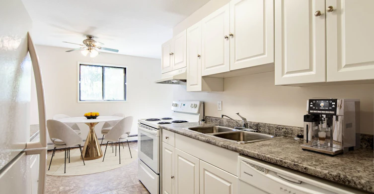 M-104 Boyce Street, Red Deer, AB, T4R 1L4 - 8