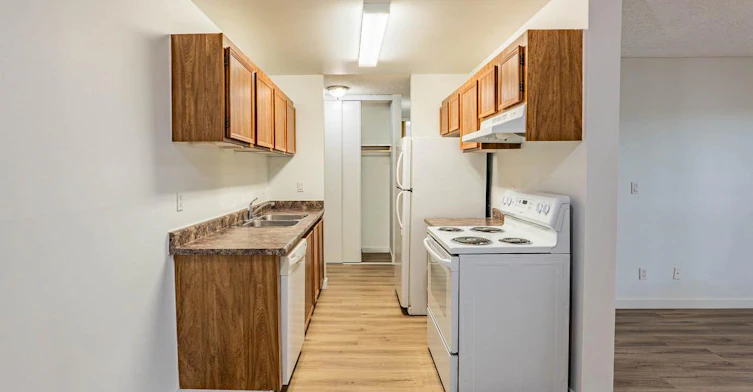109-1102 Hermitage Road NW, Edmonton, AB, T5A 4M3 - 2