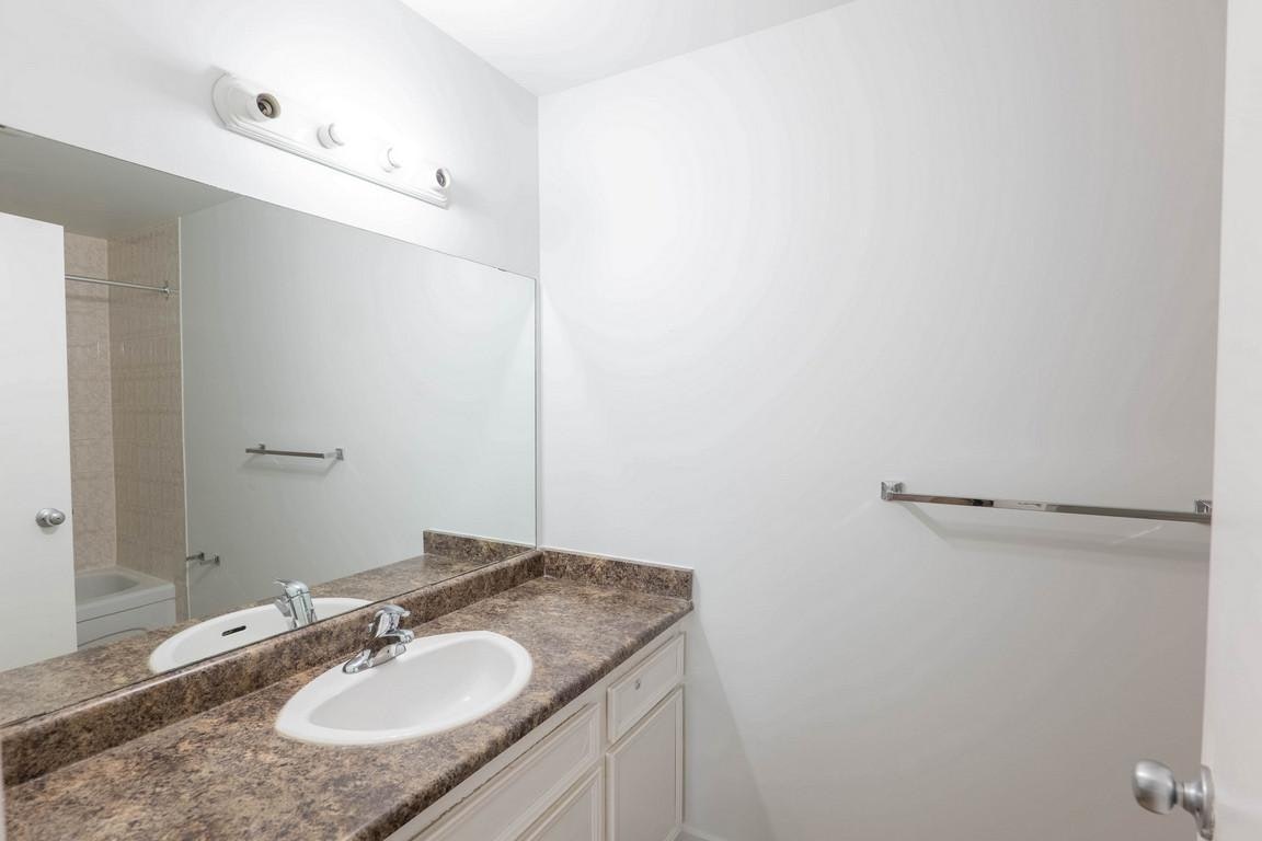 109-1102 Hermitage Road NW, Edmonton, AB, T5A 4M3 - 16
