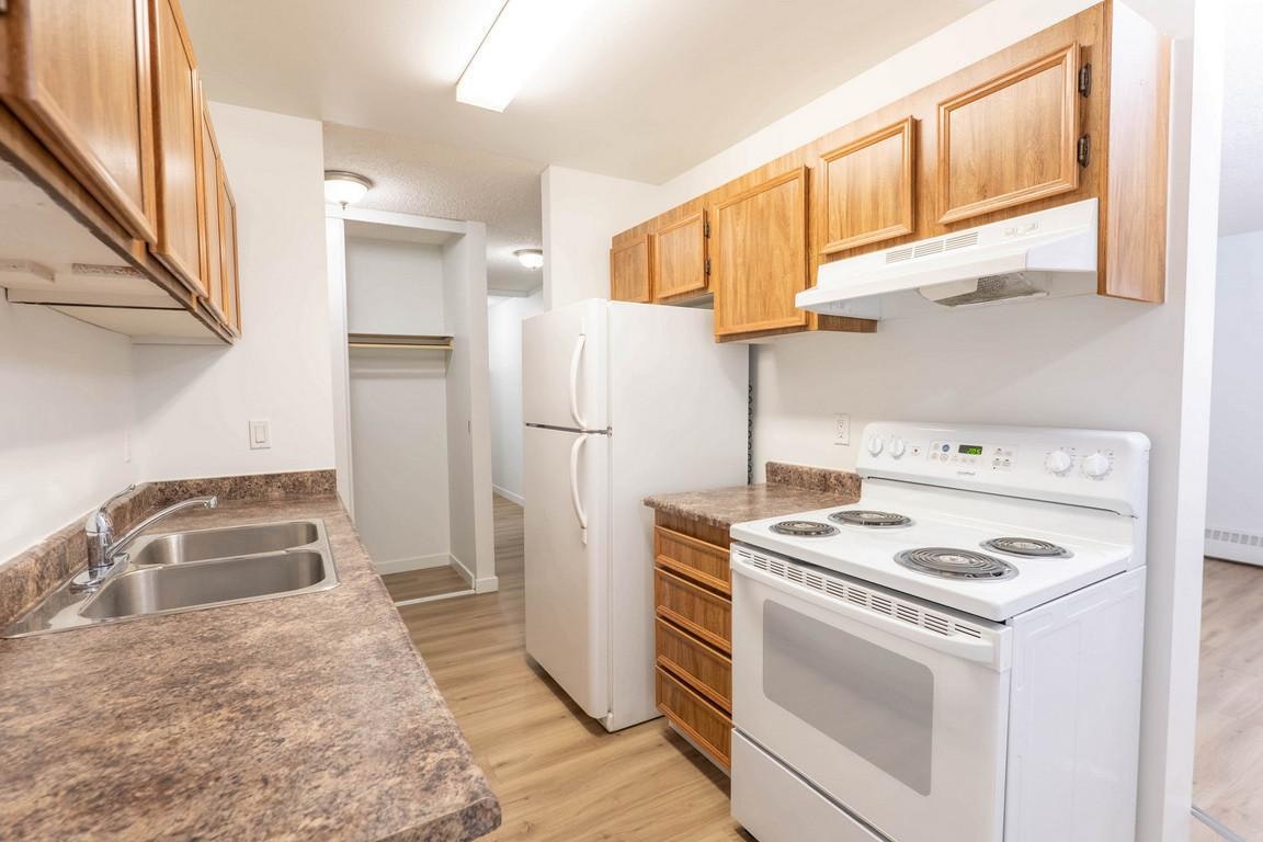 109-1102 Hermitage Road NW, Edmonton, AB, T5A 4M3 - 22