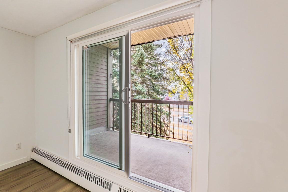 109-1102 Hermitage Road NW, Edmonton, AB, T5A 4M3 - 6