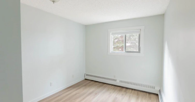 109-1102 Hermitage Road NW, Edmonton, AB, T5A 4M3 - 9