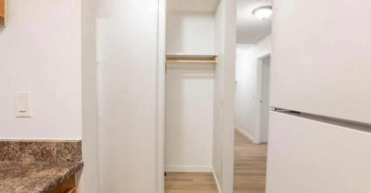 109-1102 Hermitage Road NW, Edmonton, AB, T5A 4M3 - 32