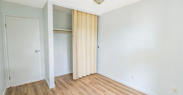109-1102 Hermitage Road NW, Edmonton, AB, T5A 4M3 - 10