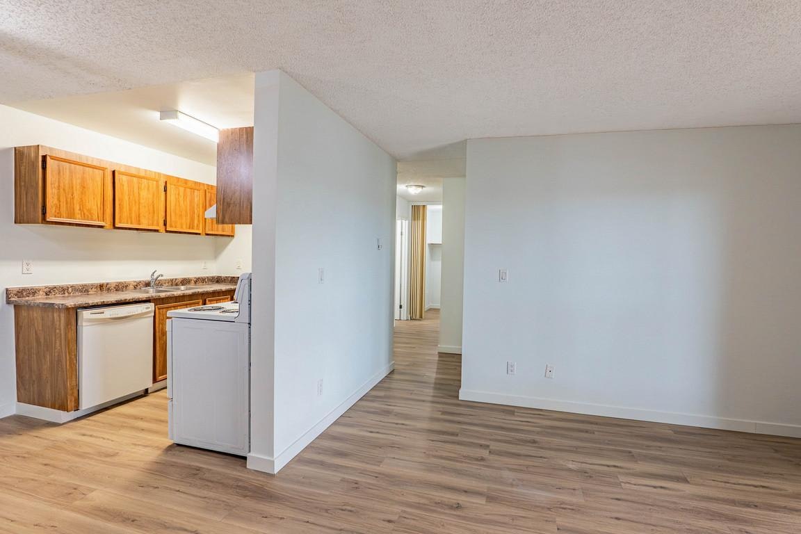 109-1102 Hermitage Road NW, Edmonton, AB, T5A 4M3 - 3